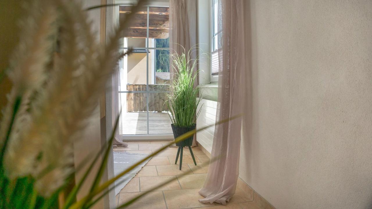 Alpen Loft Apartment นอยชติฟ อิม ชตูไปทัล ภายนอก รูปภาพ